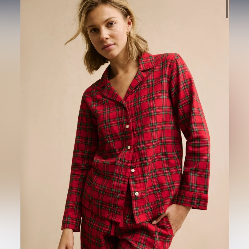 LAKE Flannel Pants Set in Classic Red Holiday Tartan